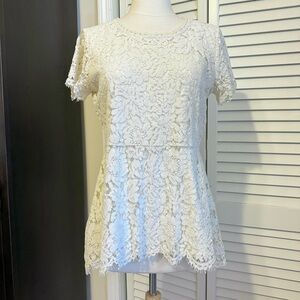❣️Isaac Mizrahi❣️Cream lace peplum